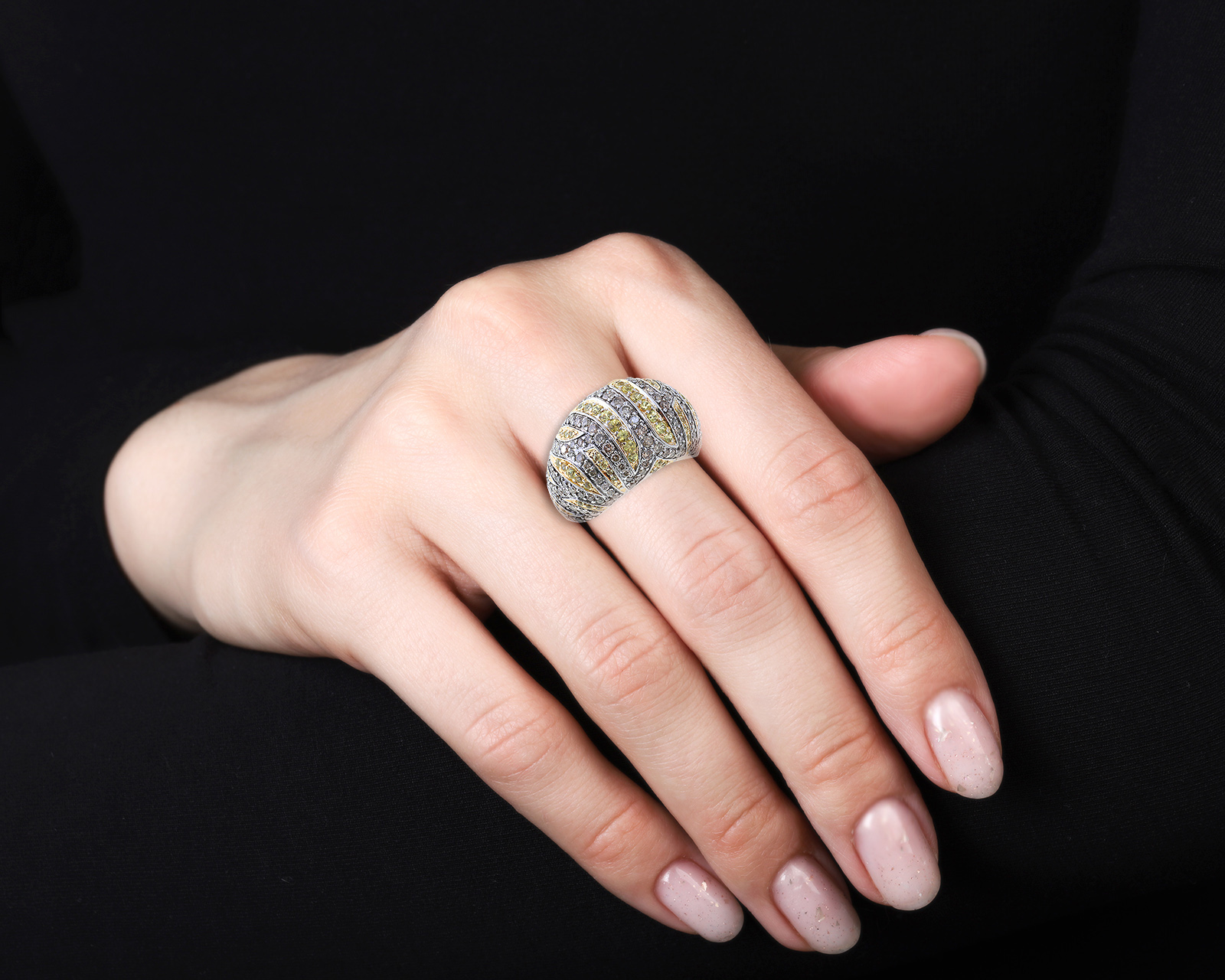Потрясающее золотое кольцо с бриллиантами 2.00ct