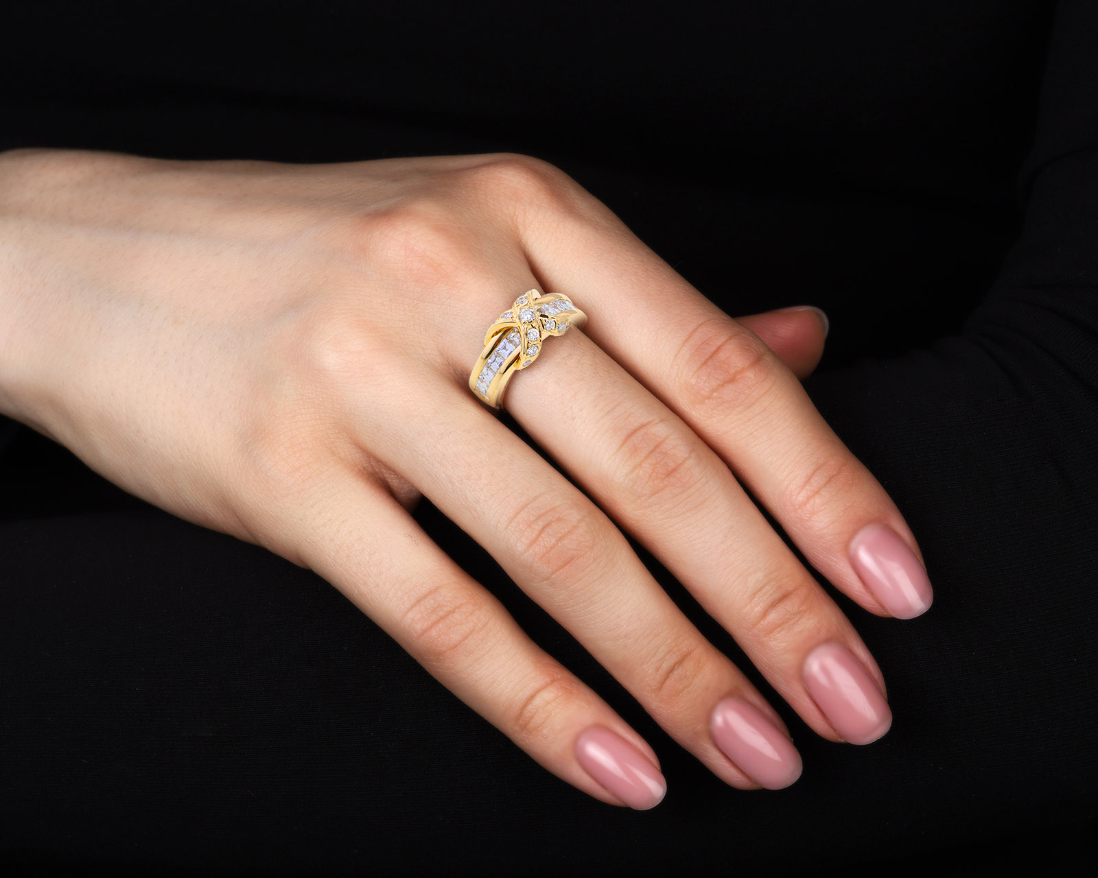 Оригинальное золотое кольцо Tiffany&Co Signature