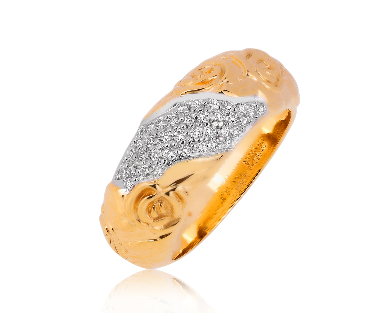 Прекрасное золотое кольцо с бриллиантами 0.24ct