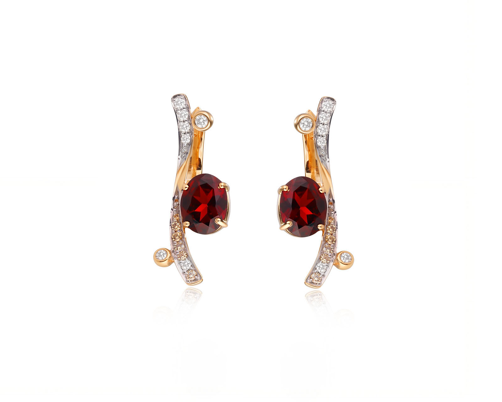 Золотые серьги с гранатами 4.37ct и бриллиантов 0.11ct 090626/10