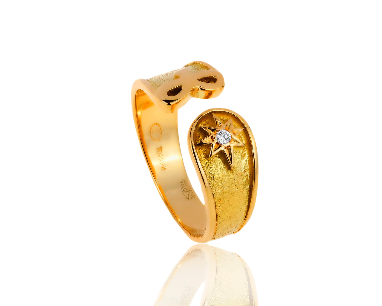Оригинальное золотое кольцо с бриллиантом 0.02ct Torrini 211019/9