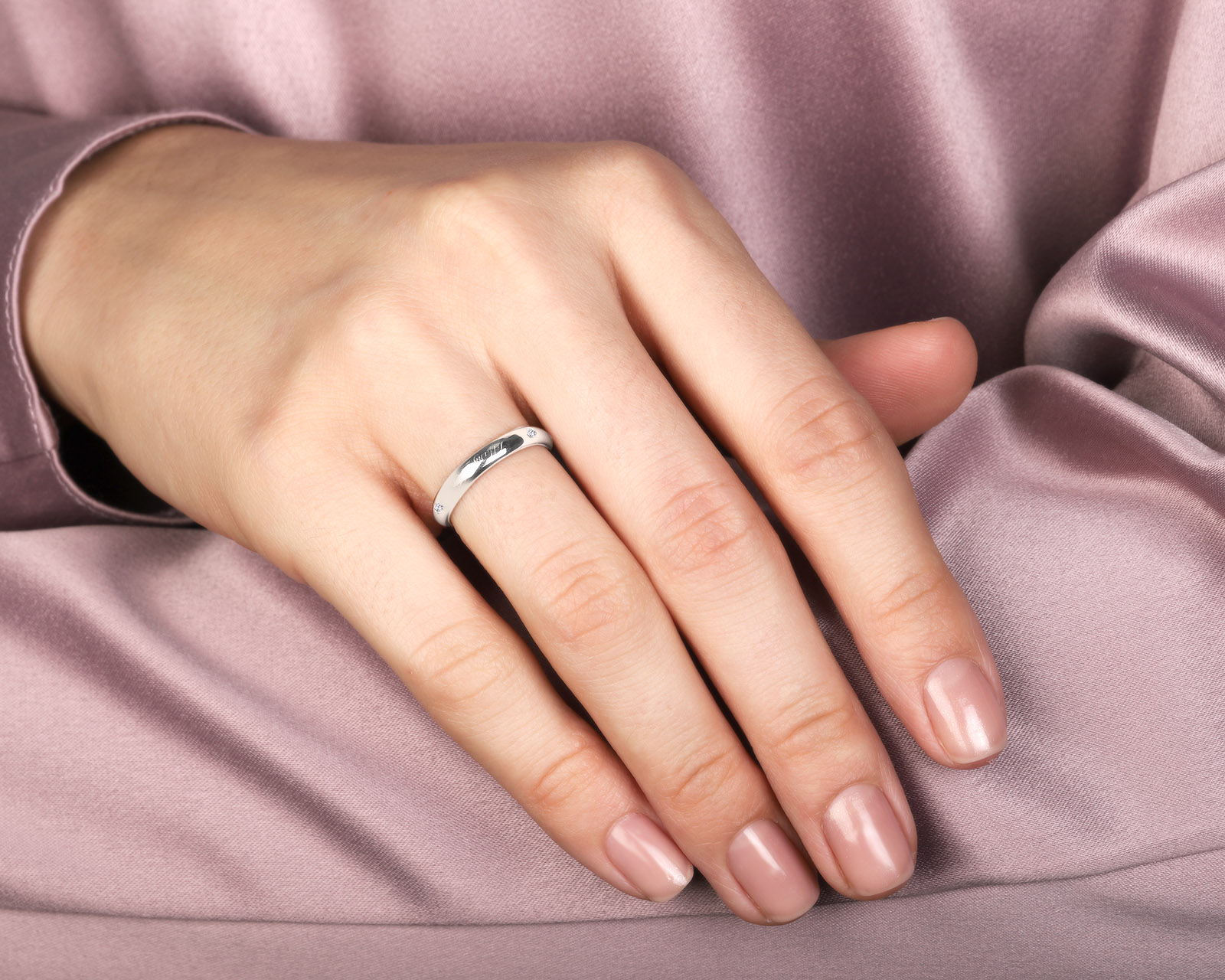 Оригинальное платиновое кольцо с бриллиантами 0.04ct Tiffany&Co