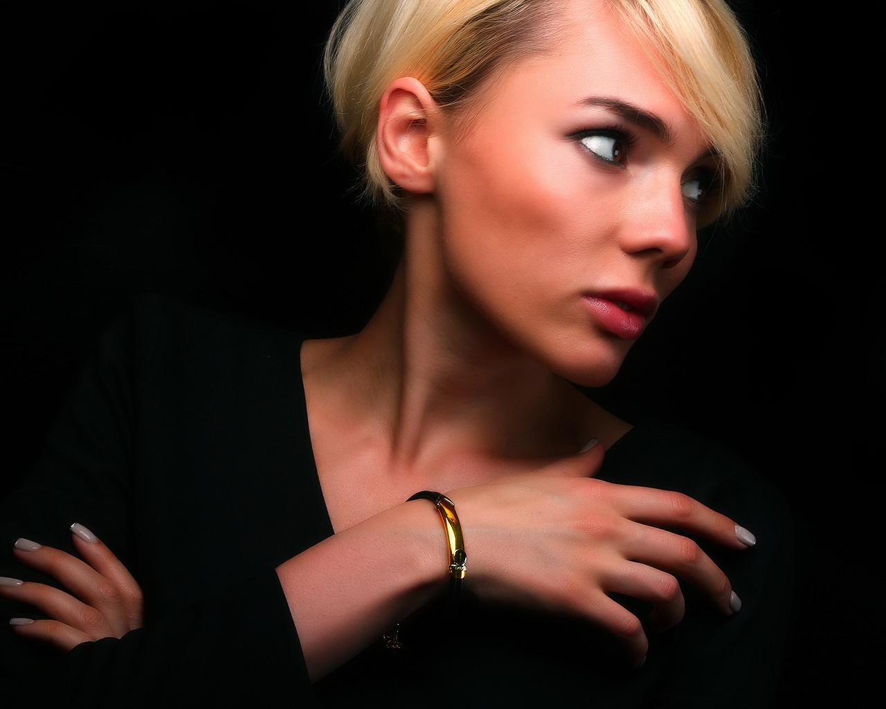 Солидный золотой браслет Baraka