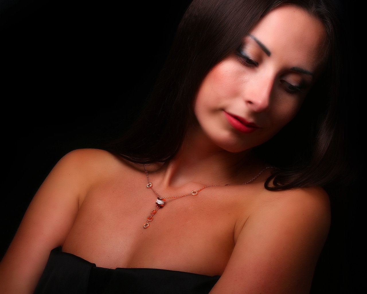 Золотое колье с бриллиантами 0.55ct Bvlgari B.Zero 1