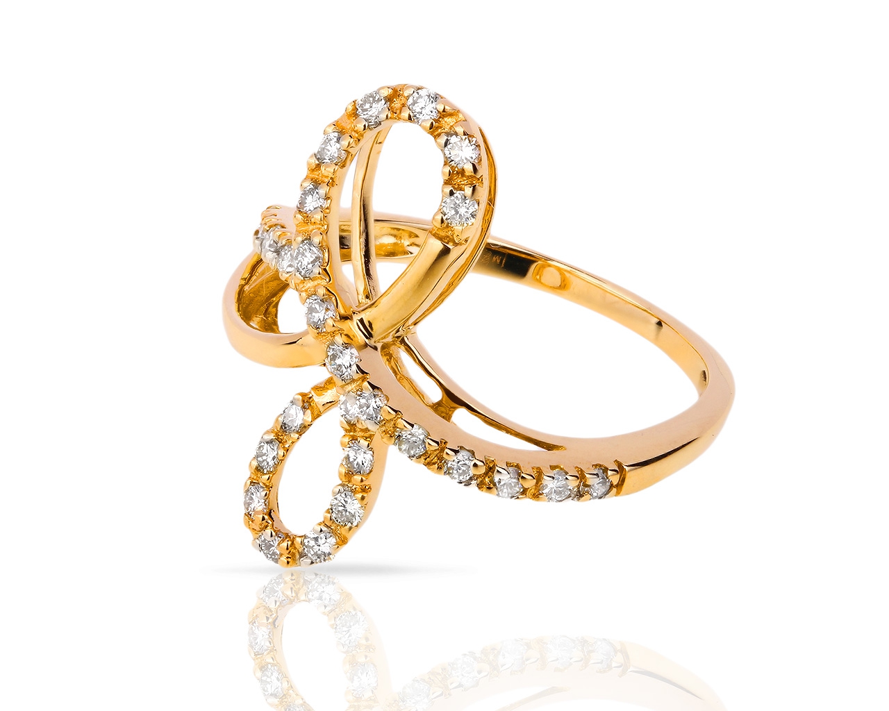 Изящное золотое кольцо с бриллиантами 0.38ct