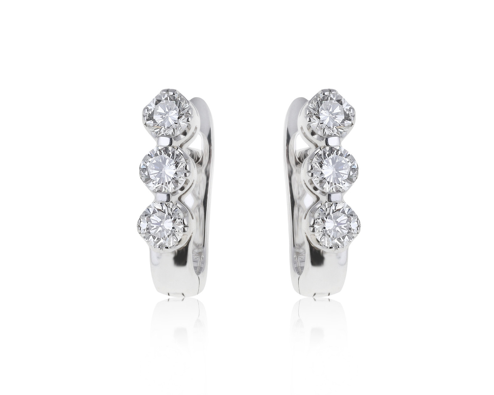 Миниатюрные золотые серьги с бриллиантами 0.96ct