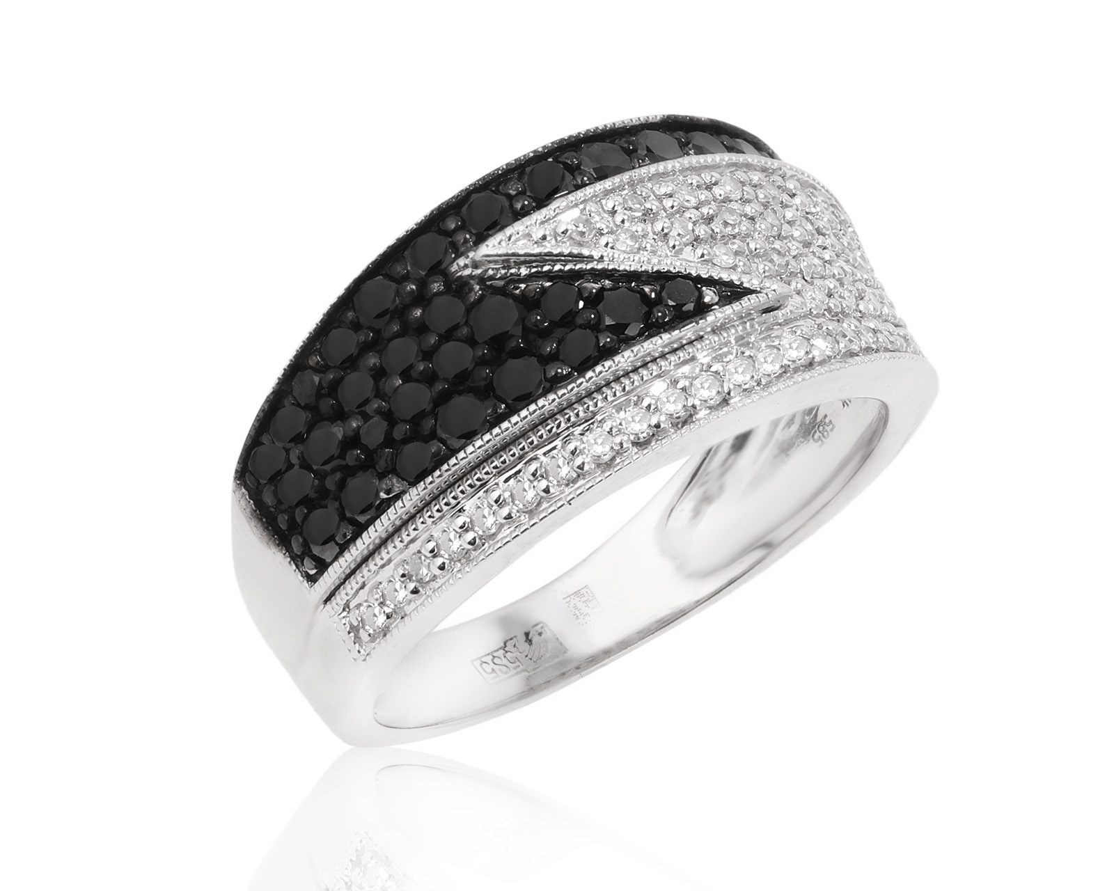 Золотое кольцо с бриллиантами 0.67ct 180325/4 Золотое кольцо с бриллиантами 0.67ct 180325/4
