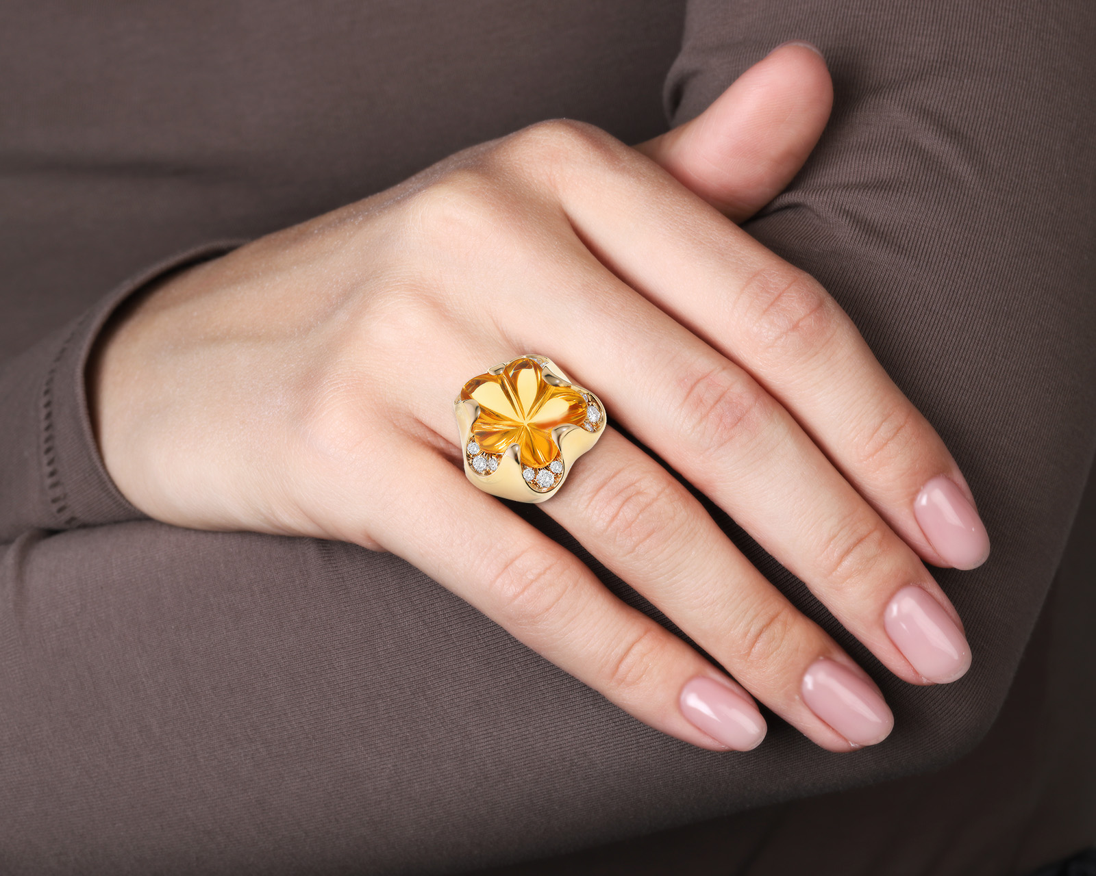 Оригинальное золотое кольцо с цитрином 11.29ct Fred