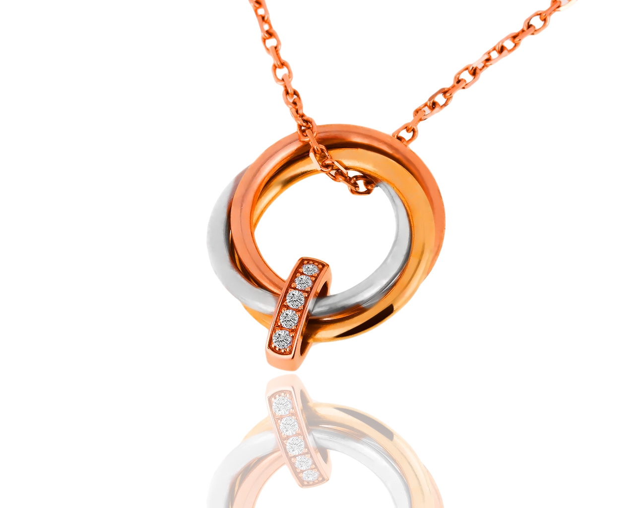 Золотое колье с бриллиантами 0.06ct Cartier Trinity 220119/1