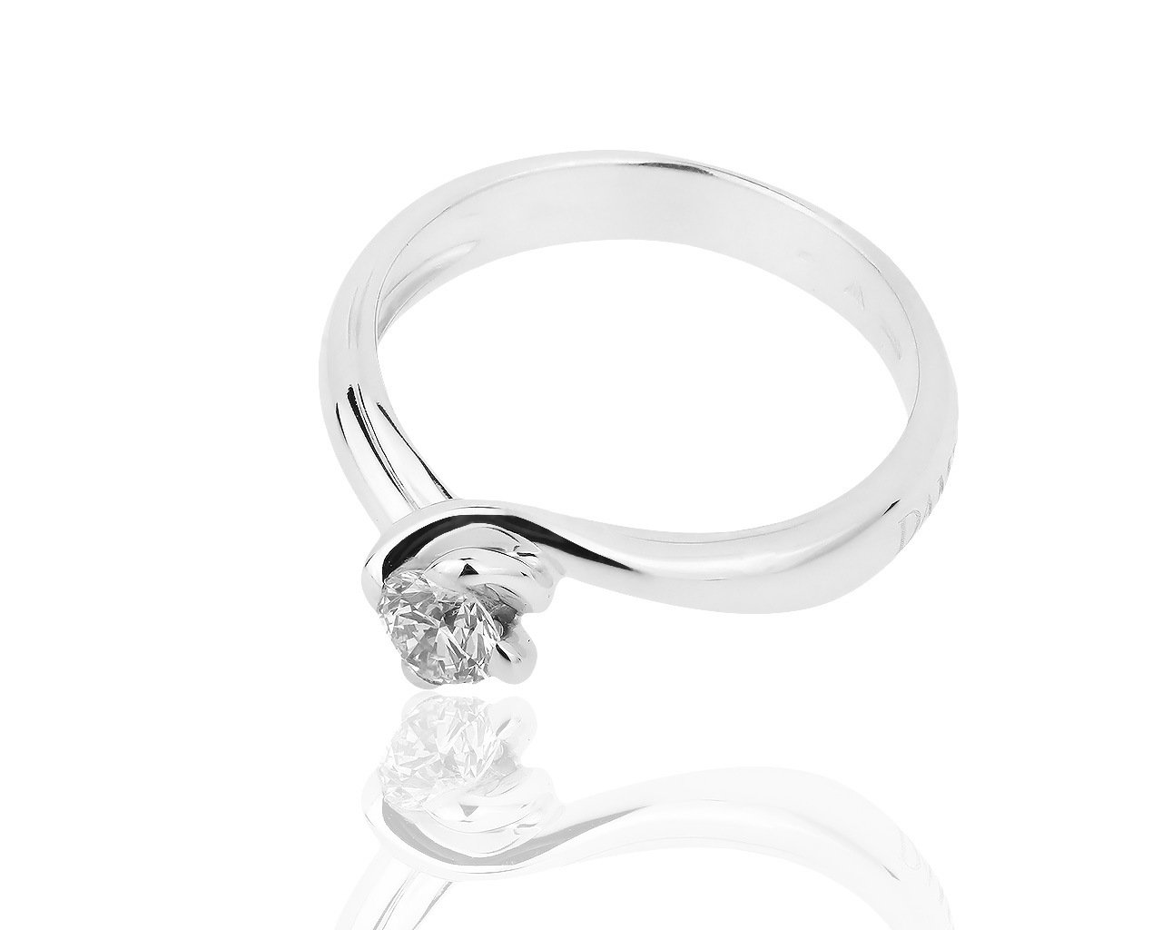Золотое кольцо с бриллиантом 0.31ct Damiani Beauty