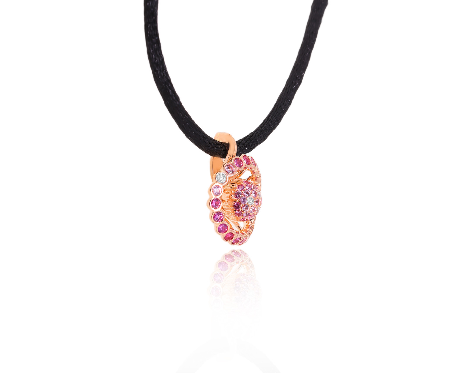 Золотой кулон с сапфирами 0.91ct и бриллиантами 0.08ct