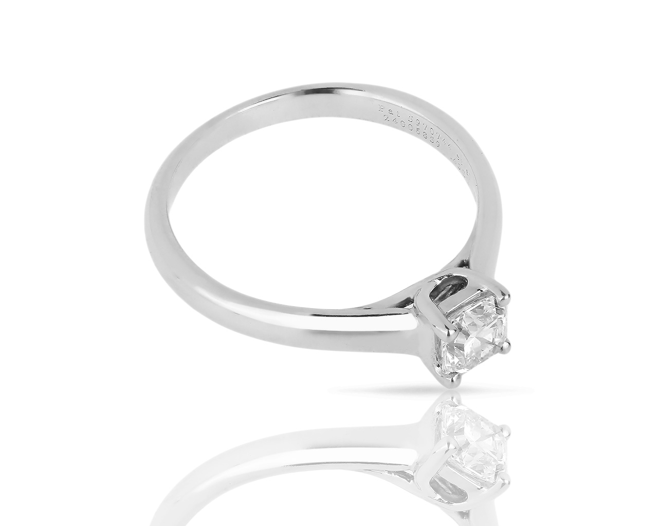 Платиновое кольцо с бриллиантом 0.45ct Tiffany&Co Lucida