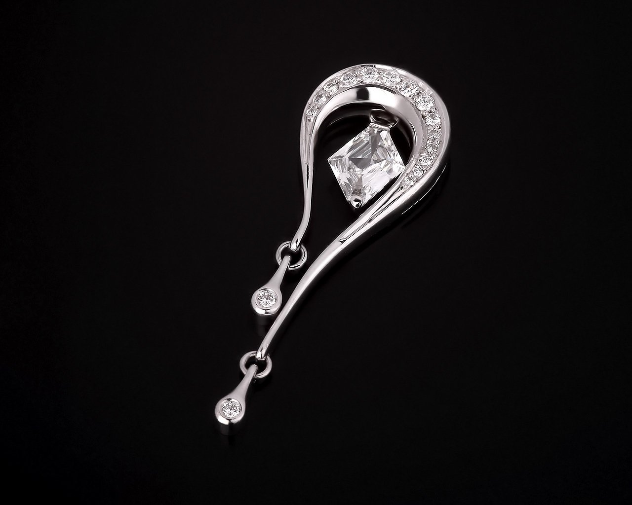 Нарядная золотая подвеска с бриллиантами 1.40ct 241117/9 Нарядная золотая подвеска с бриллиантами 1.40ct 241117/9