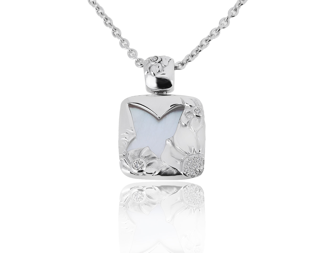 Золотой кулон с перламутром и бриллиантами 0.14ct Magerit 210619/18