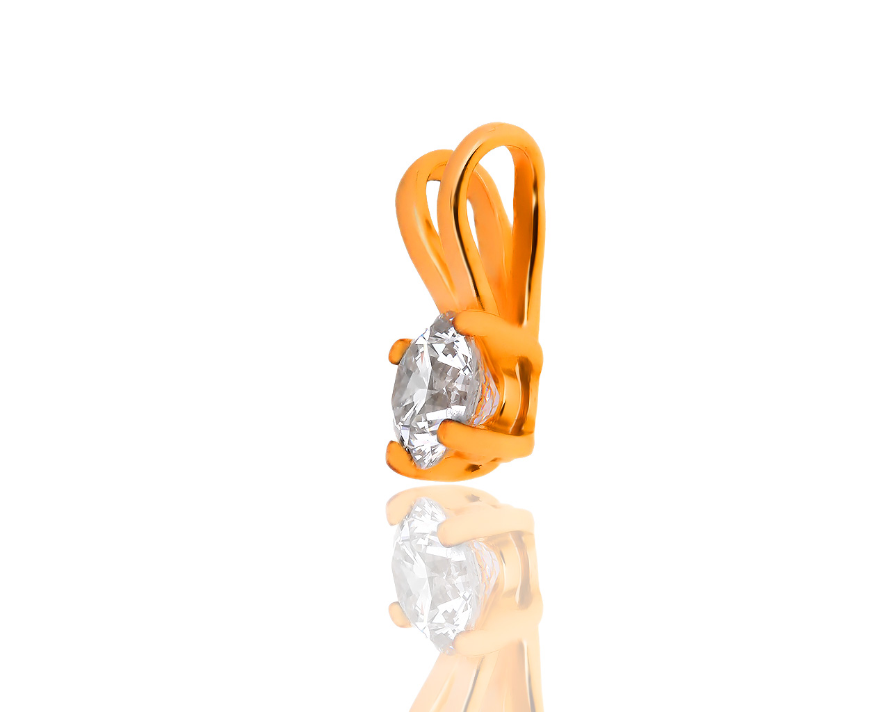 Прелестная золотая подвеска с бриллиантом 0.35ct