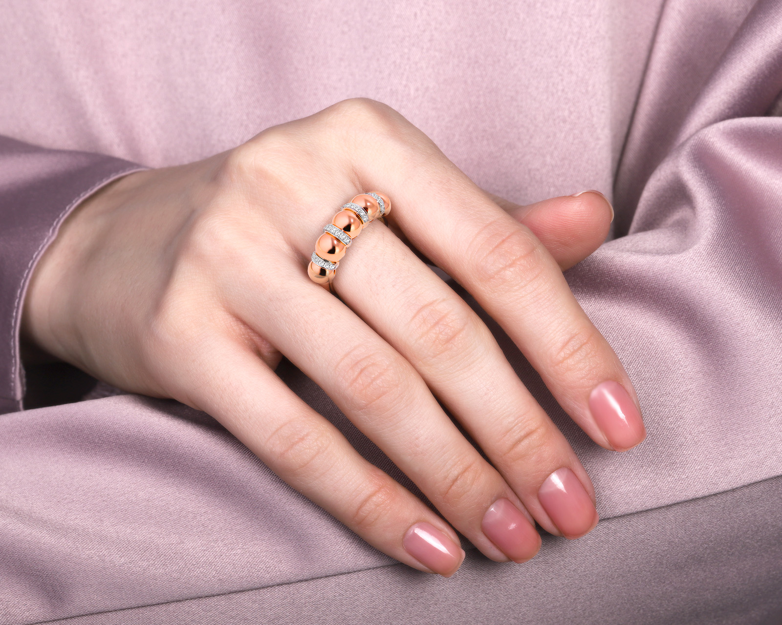 Оригинальное золотое кольцо с бриллиантами 0.15ct Roberto Bravo