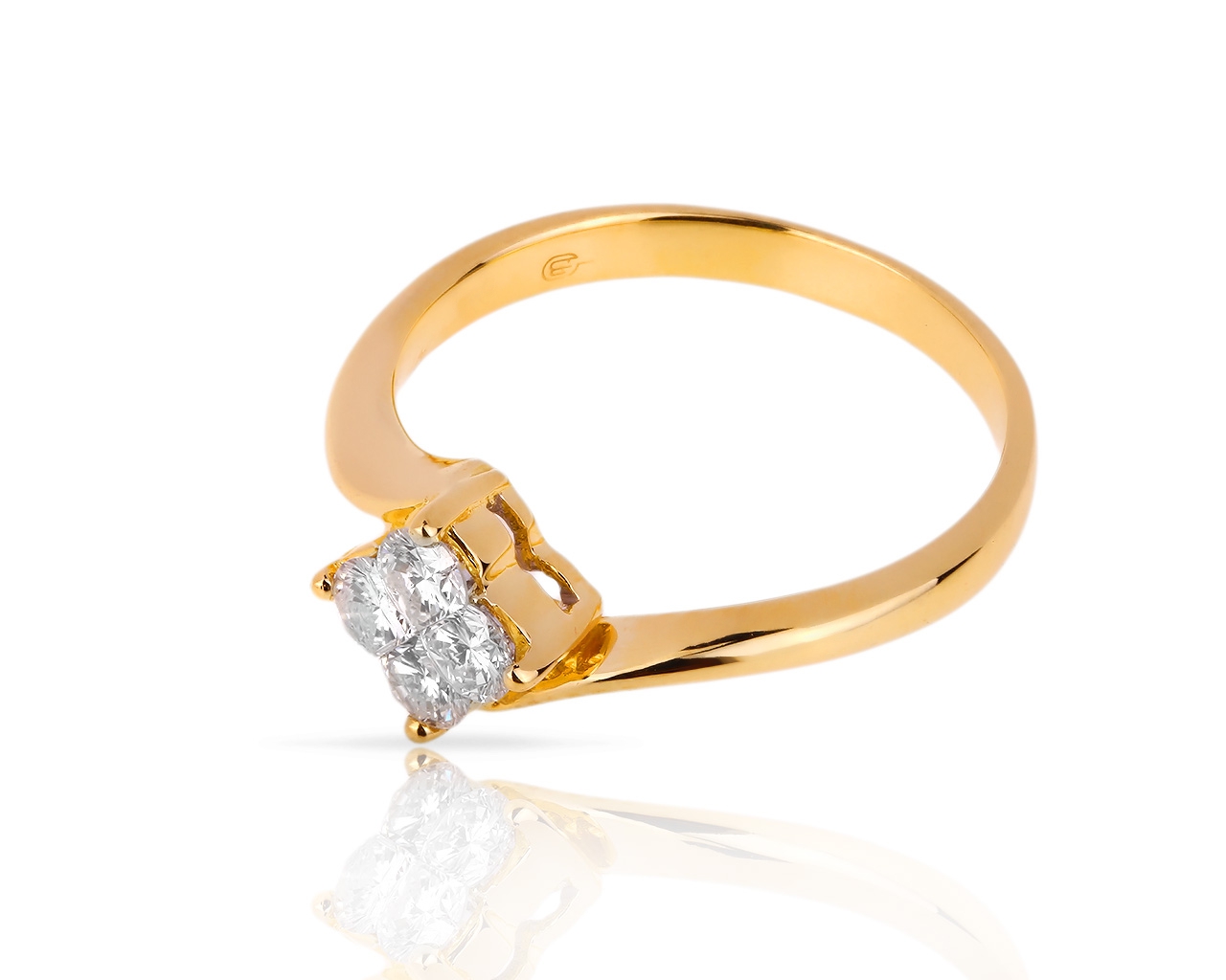 Интересное золотое кольцо с бриллиантами 0.40ct