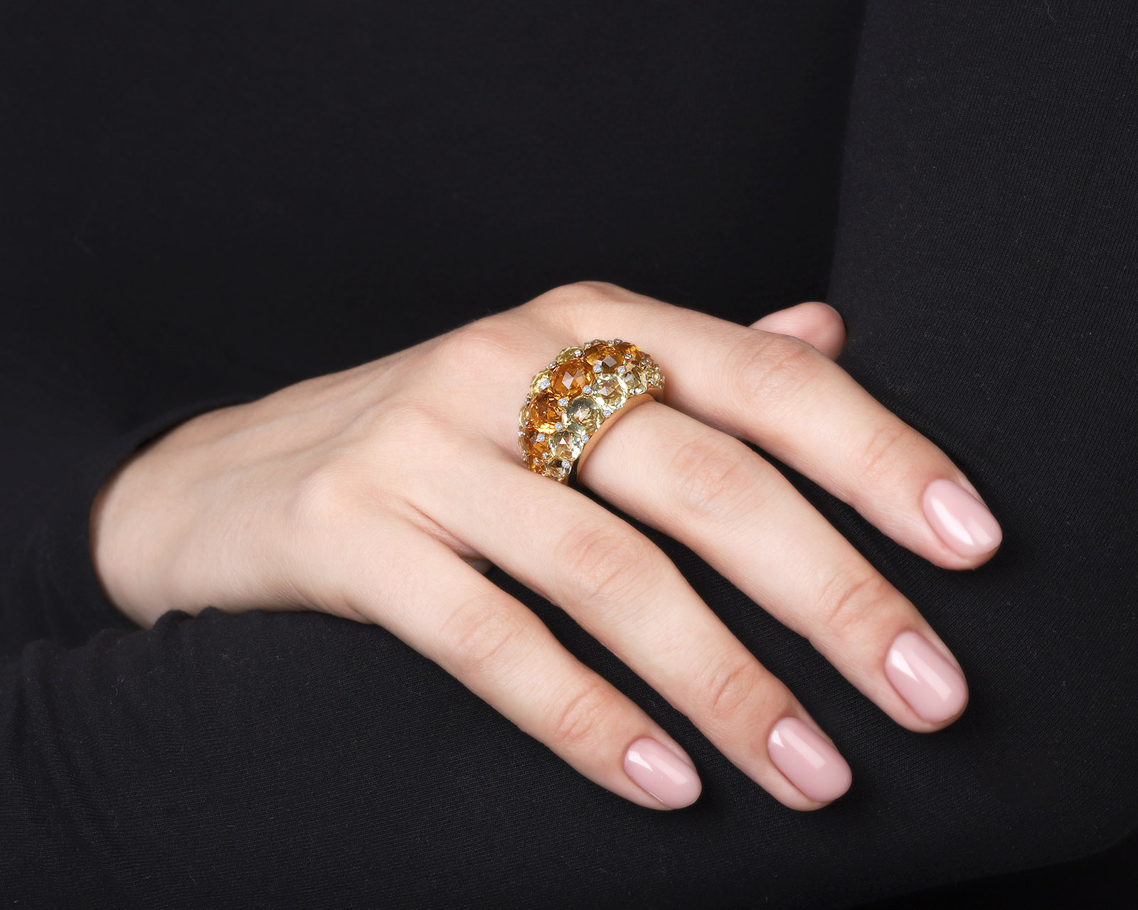 Великолепное золотое кольцо с цитринами 16.76ct