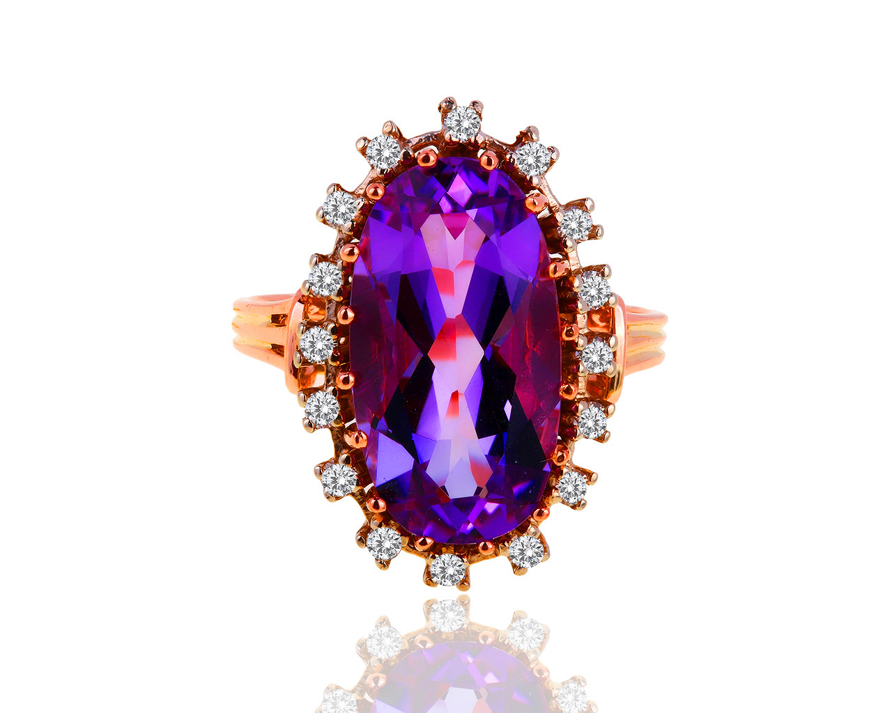 Золотое кольцо с аметистом и бриллиантами 0.33ct 290319/1