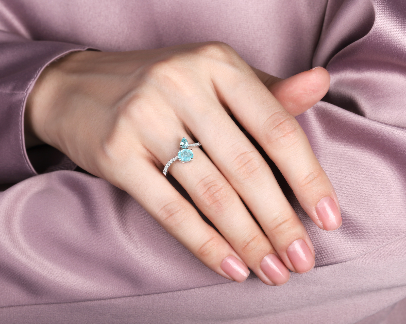 Золотое кольцо с турмалинами параиба Мозамбик 1.06ct Evgeny Matveev