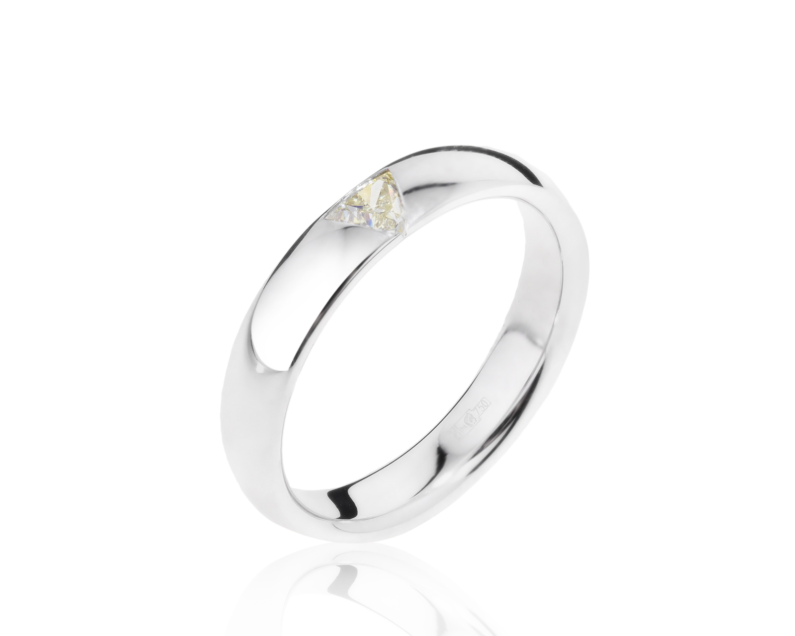 Изящное золотое кольцо с бриллиантом 0.30ct 270320/7 Изящное золотое кольцо с бриллиантом 0.30ct 270320/7