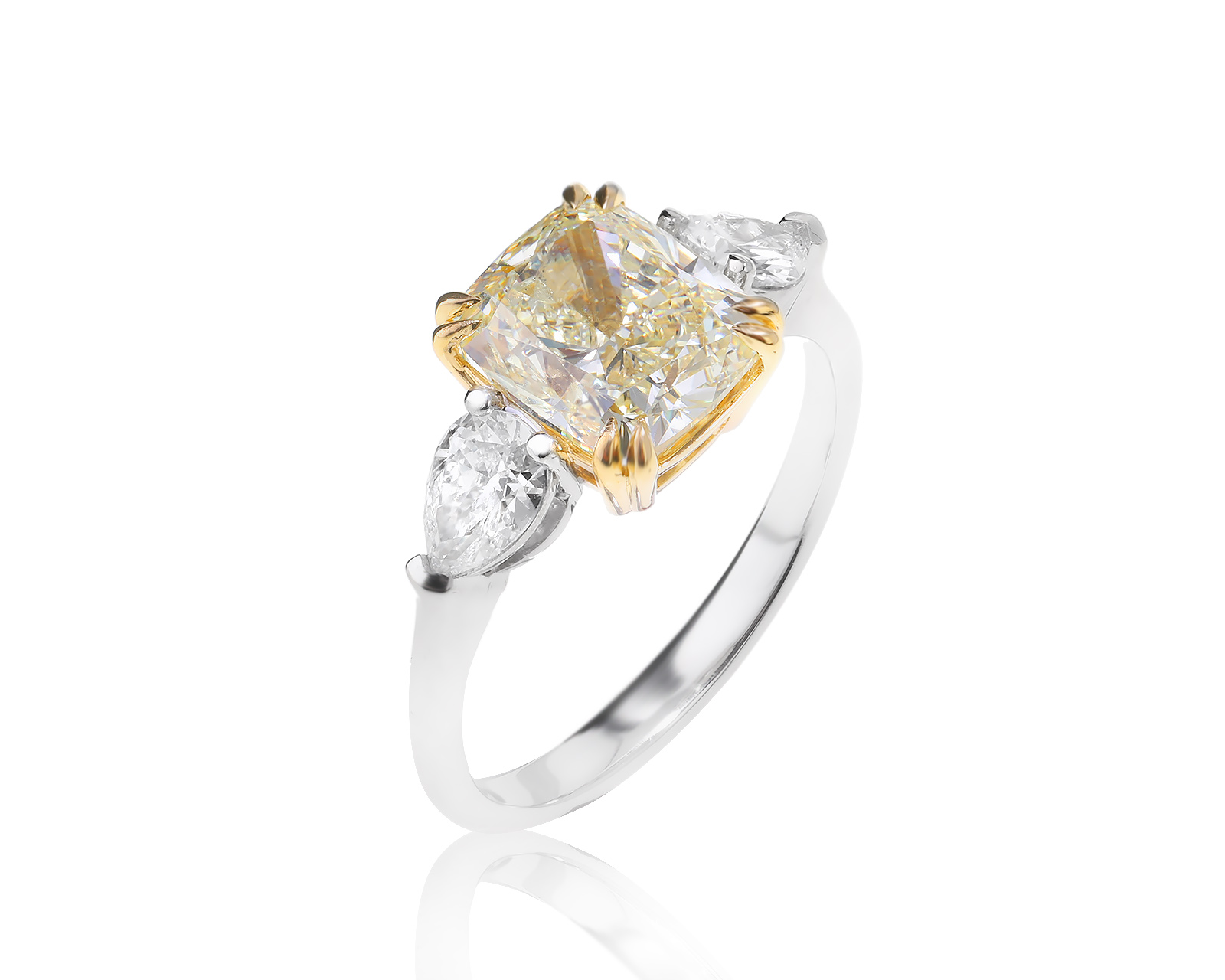 Золотое кольцо с бриллиантами 3.66ct 150224/8
