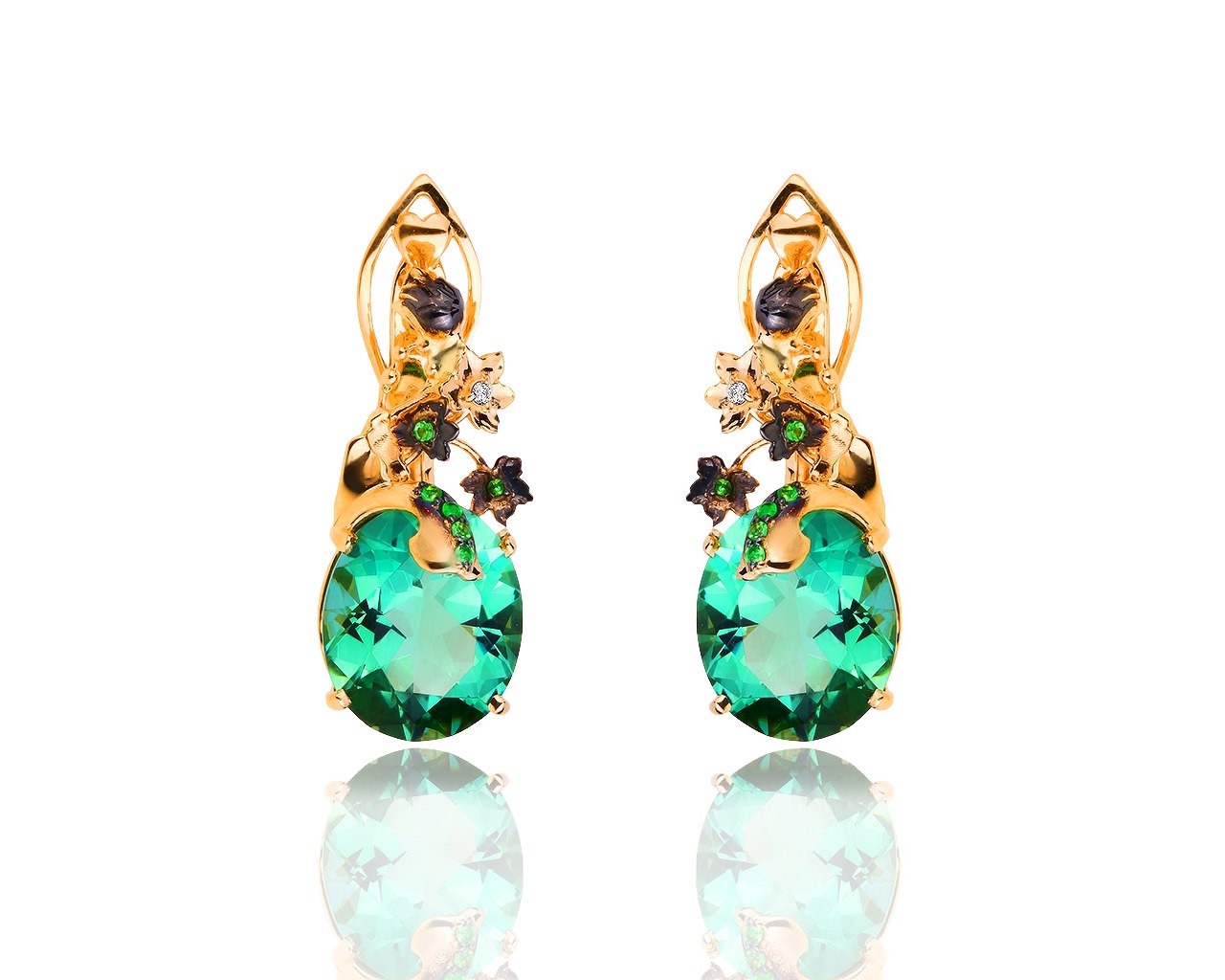 Интересные золотые серьги с андалузитами и тсаворитами 020918/2