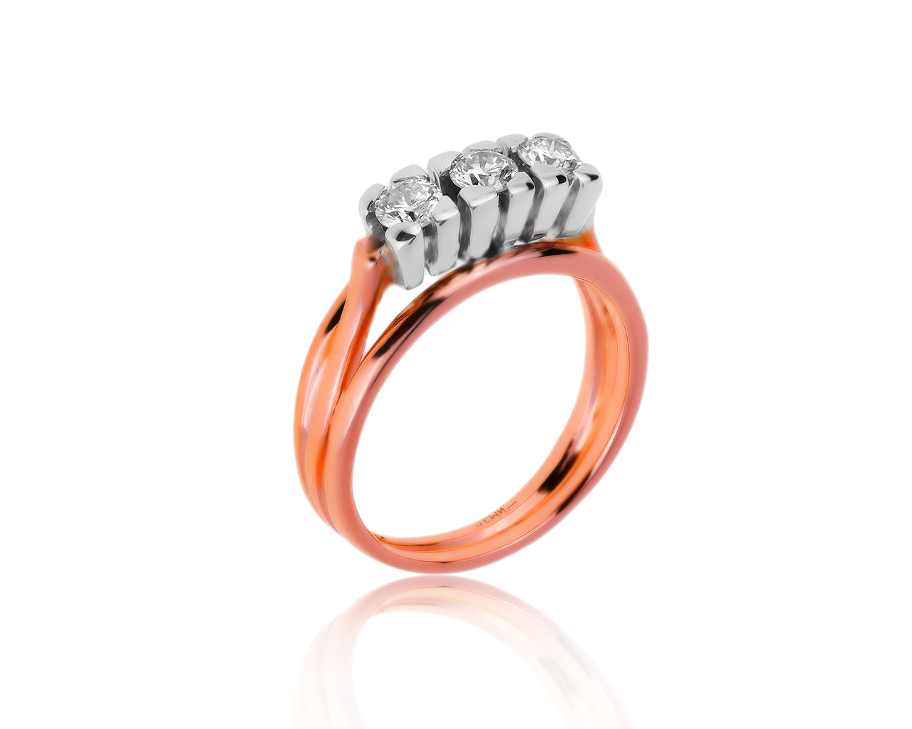 Прелестное золотое кольцо с бриллиантами 0.37ct