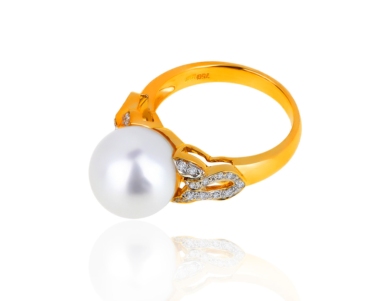 Роскошное золотое кольцо с жемчугом 11 мм и бриллиантами 0.15ct