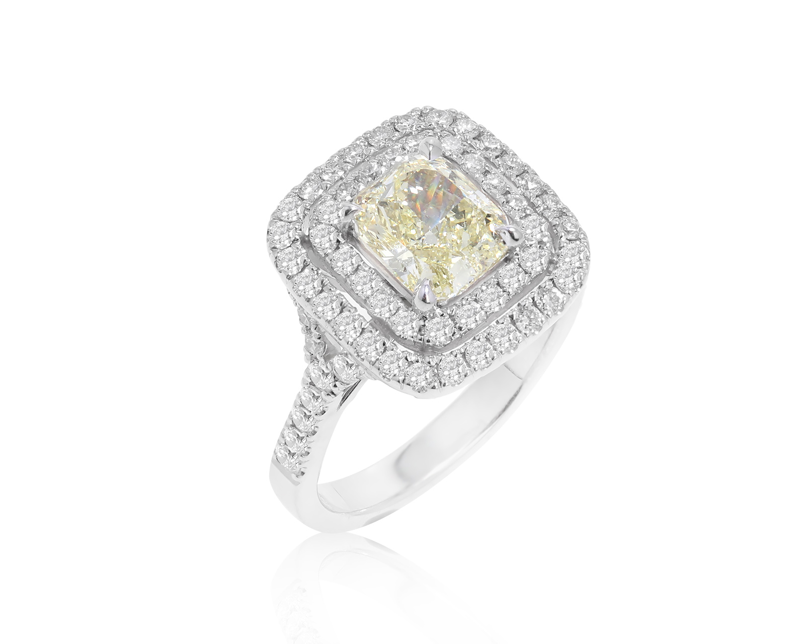 Шикарное золотое кольцо с бриллиантами 2.11ct