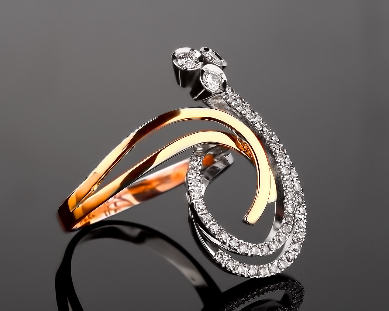 Витое золотое кольцо с бриллиантами 0.54ct