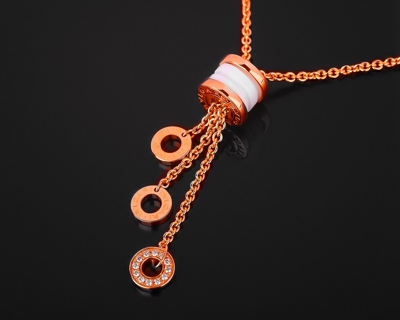 Золотое колье с бриллиантами 0.55ct Bvlgari B.Zero 1 300817/4