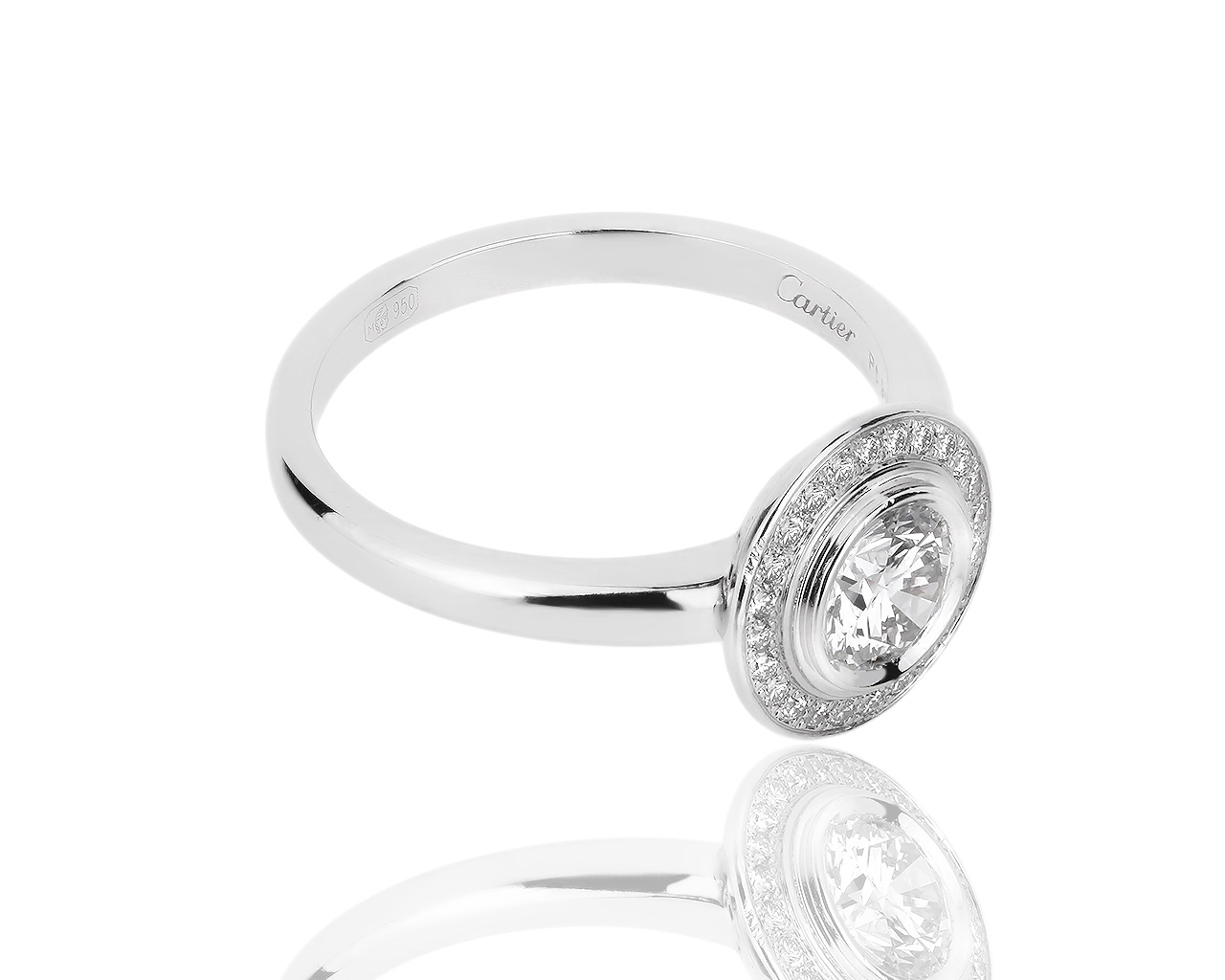 Платиновое кольцо с бриллиантами 0.61ct Cartier