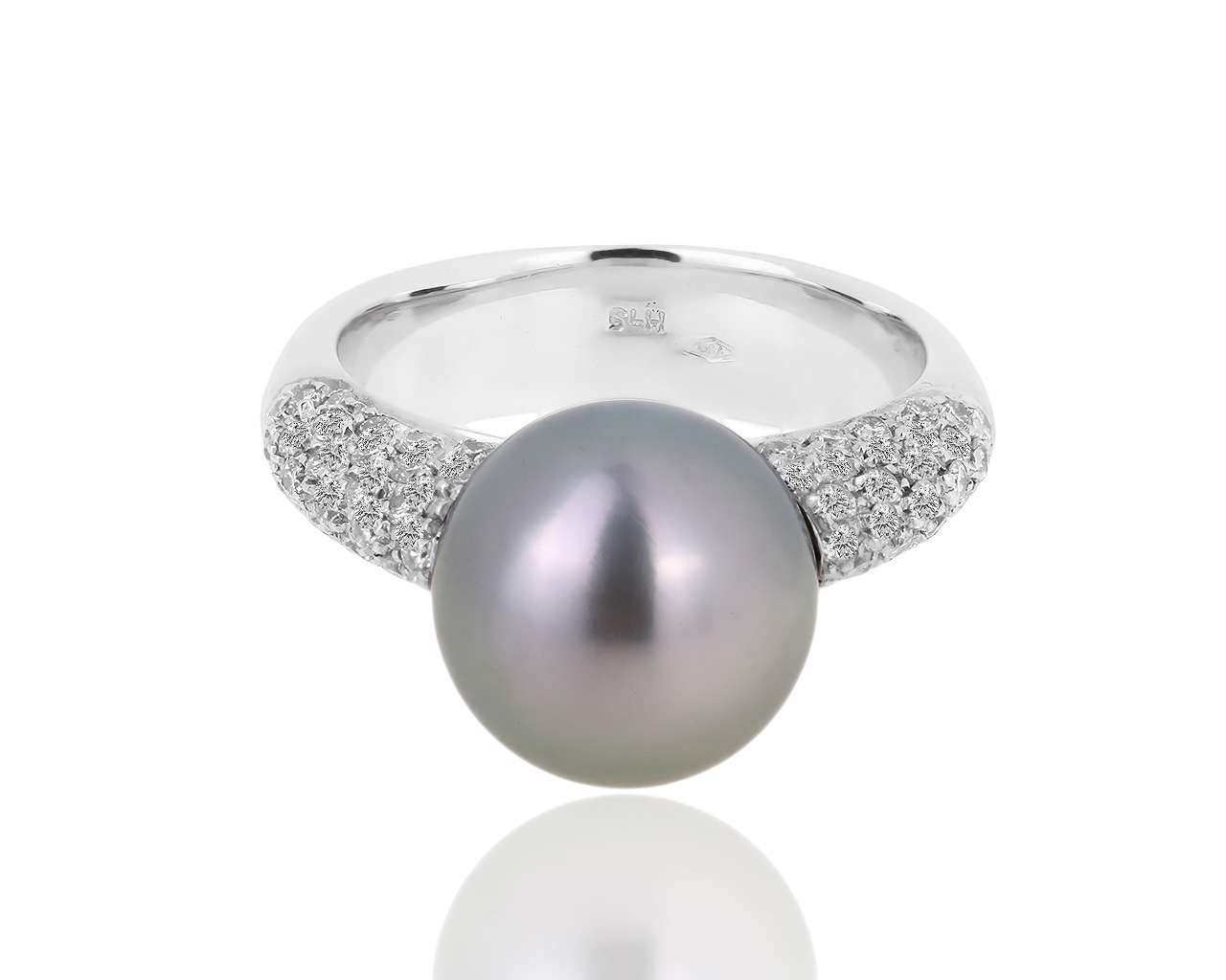 Золотое кольцо с жемчугом и бриллиантами 0.70ct H.Stern 130219/22