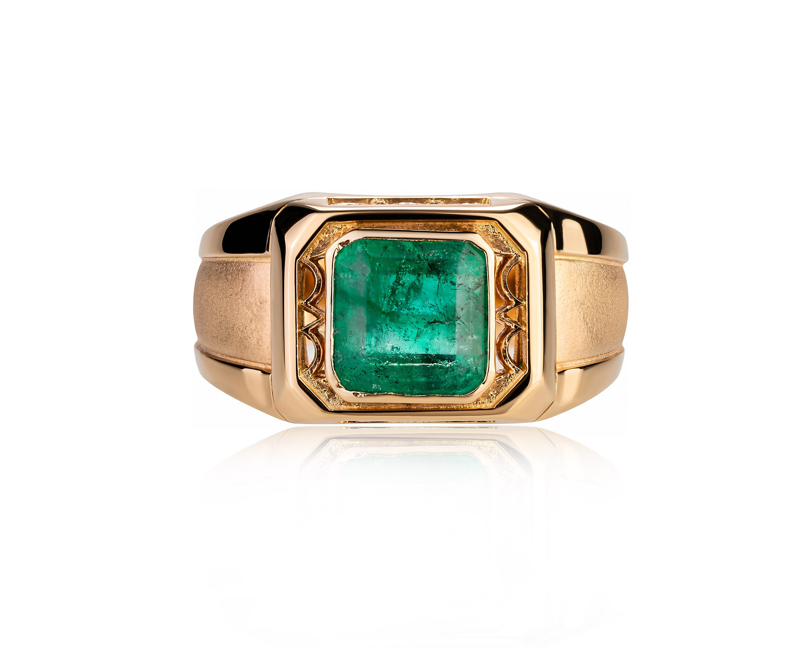 Золотое кольцо с изумрудом 2.12ct