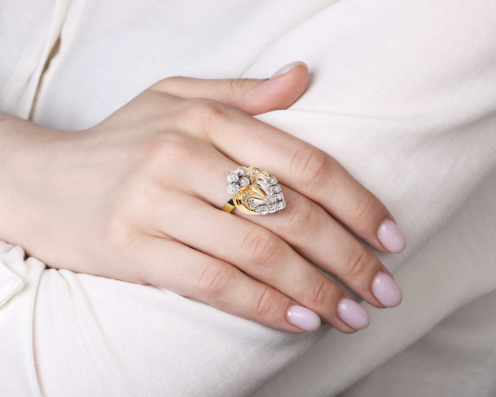 Винтажное золотое кольцо с бриллиантами 0.72ct СССР