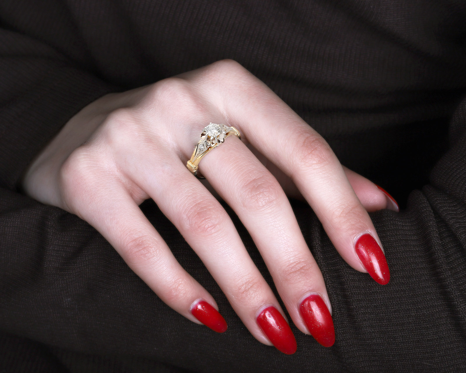 Золотое кольцо с бриллиантами 0.41ct