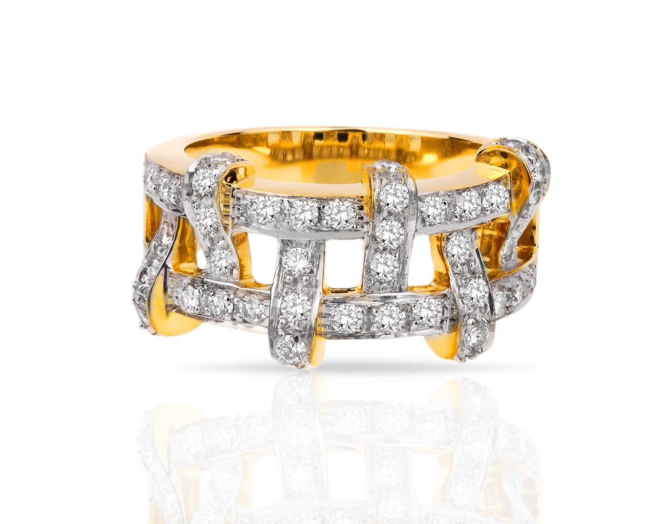 Красивое золотое кольцо с бриллиантами 0.75ct