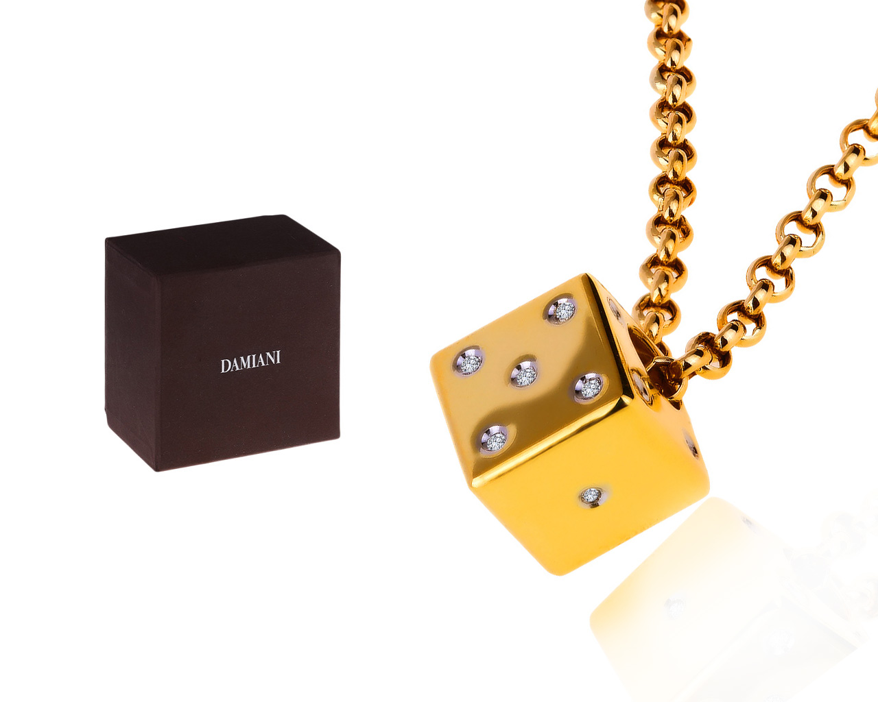 Оригинальный золотой кулон с бриллиантами 0.18ct Damiani
