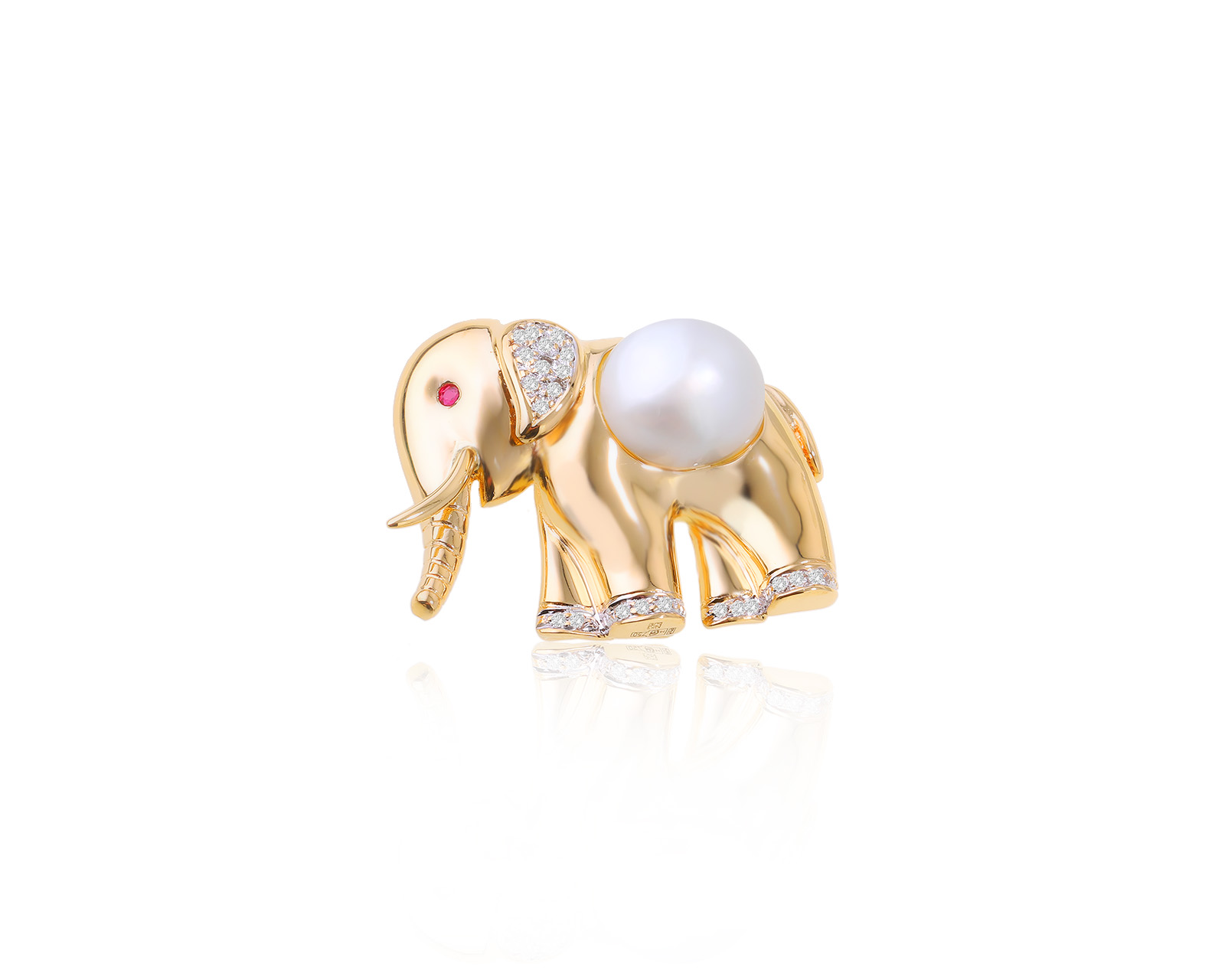 Золотая брошь с жемчугом и бриллиантами 0.08ct 020424/17