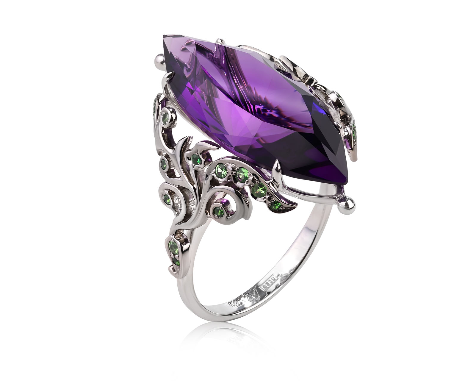 Золотое кольцо с аметистом 12.39ct и тсаворитами 0.52ct 090626/20