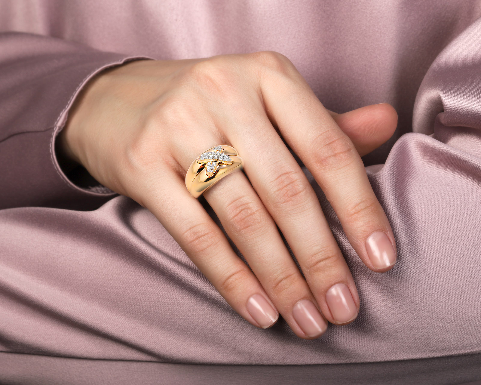 Оригинальное золотое кольцо с бриллиантами 0.56ct Chaumet Liens