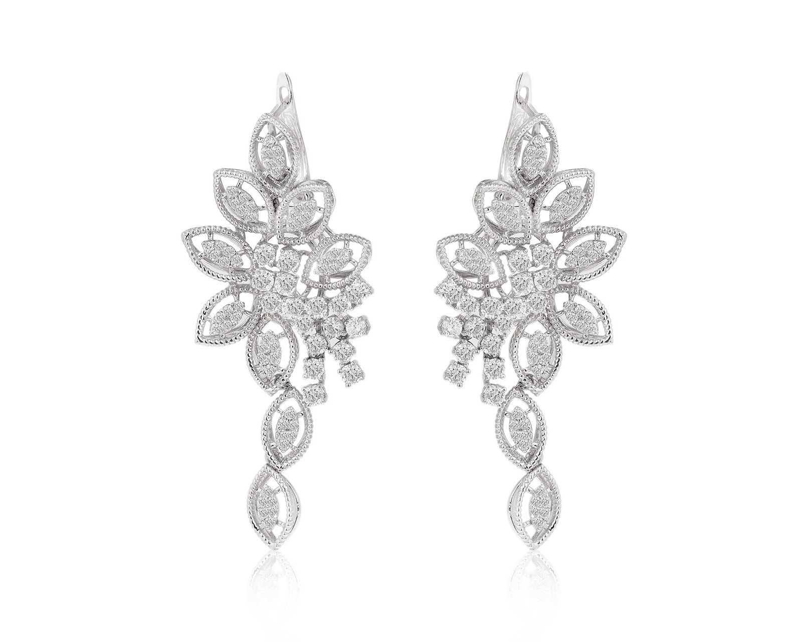 Прелестные золотые серьги с бриллиантами 2.07ct