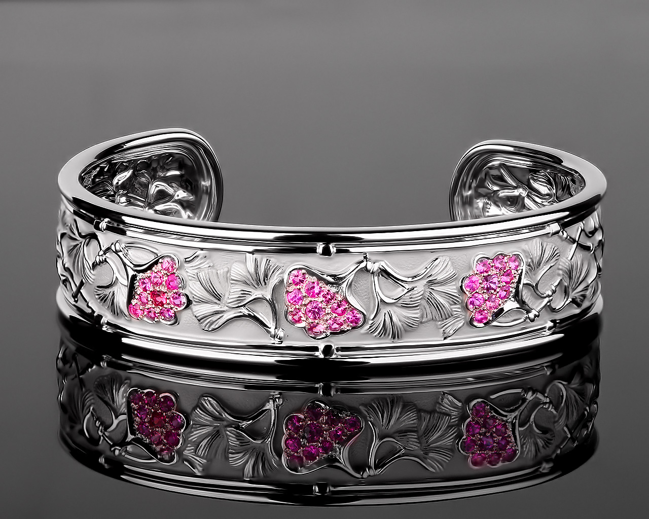 Золотой браслет с сапфирами Carrera y Carrera