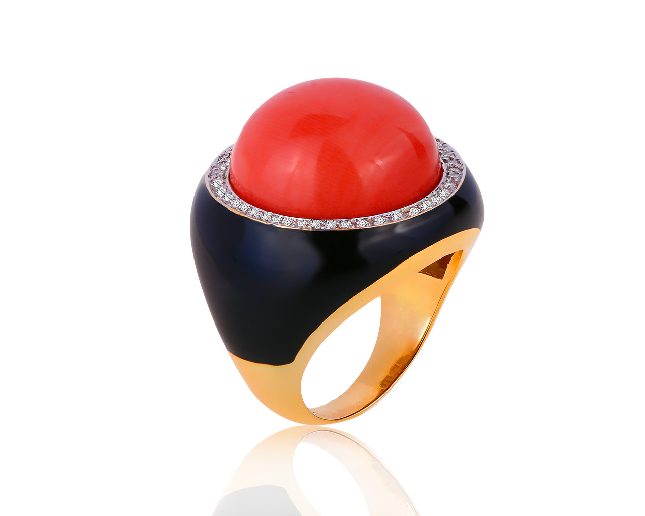 Оригинальное золотое кольцо с кораллом 19.52ct Casato 040919/12 Оригинальное золотое кольцо с кораллом 19.52ct Casato 040919/12