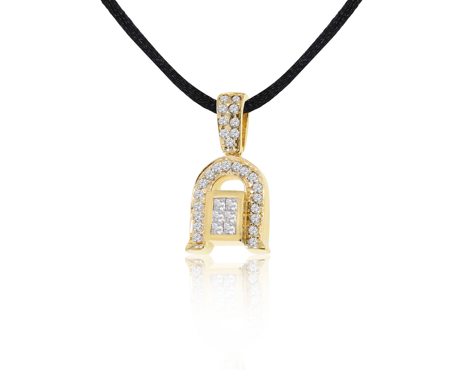 Стильный золотой кулон с бриллиантами 0.67ct