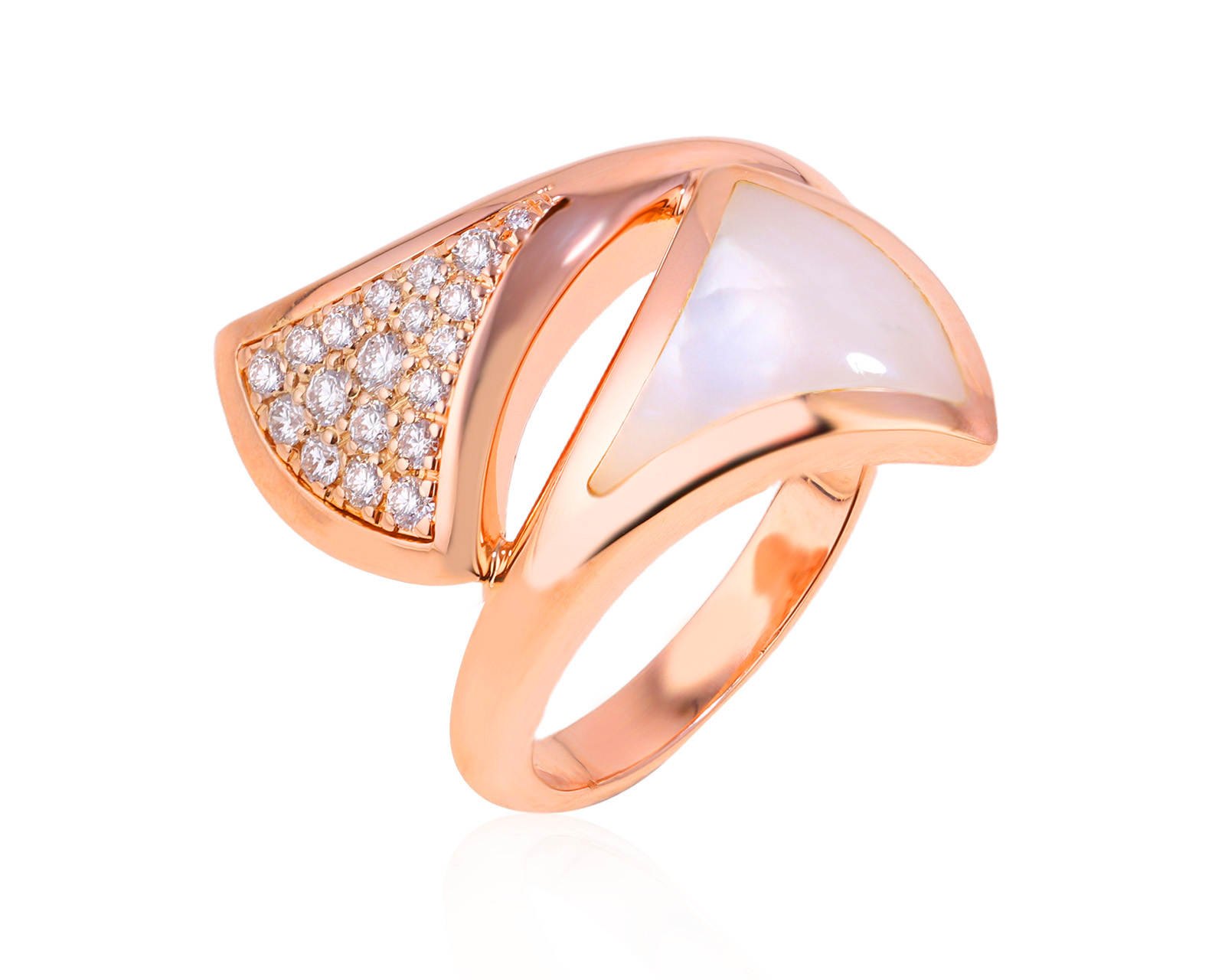 Оригинальное золотое кольцо с перламутром Bvlgari Divas’ Dream