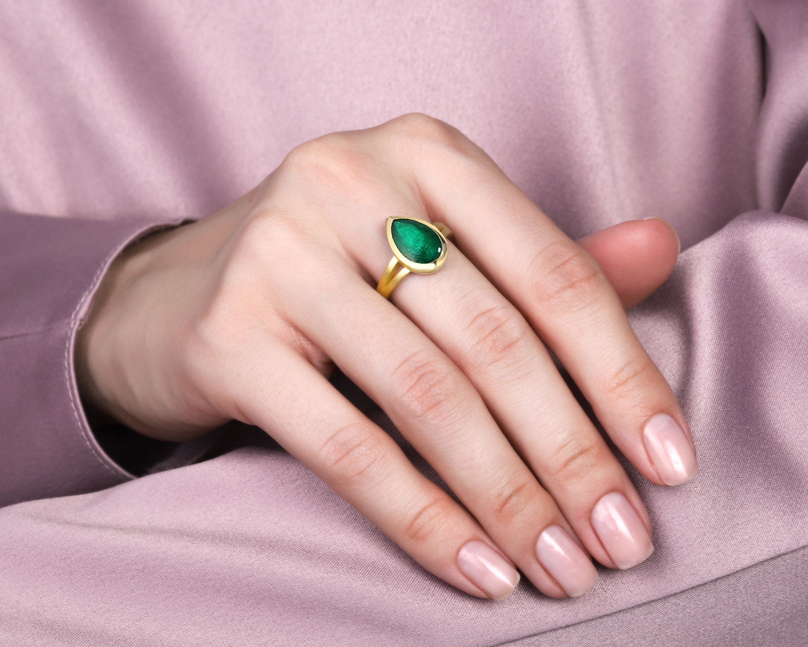 Золотое кольцо с изумрудом Замбия 3.03ct Evgeny Matveev