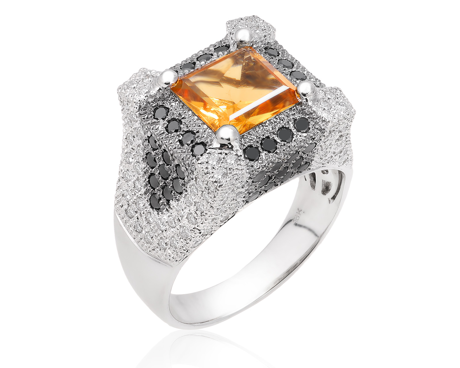 Золотое кольцо с цитрином 1.95ct и бриллиантами 1.13ct 220225/20 Золотое кольцо с цитрином 1.95ct и бриллиантами 1.13ct 220225/20