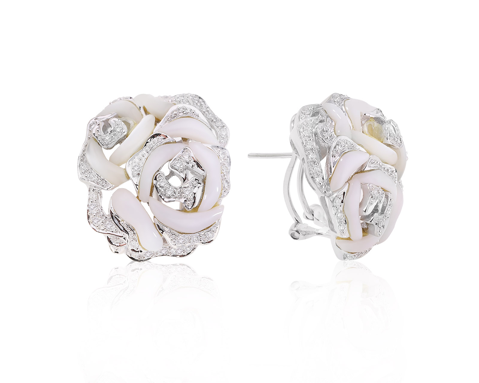 Золотые серьги с перламутром 5.90ct и бриллиантами 0.40ct